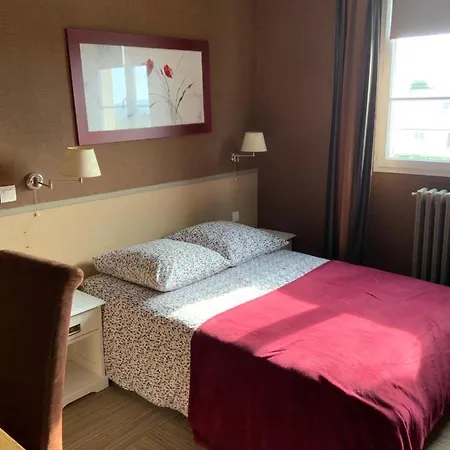 Les 3 Rois By Yy 2* Villers-Bocage (Calvados)