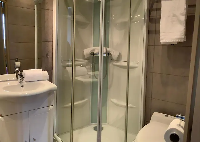 Hotel Les 3 Rois By Yy Villers-Bocage (Calvados)