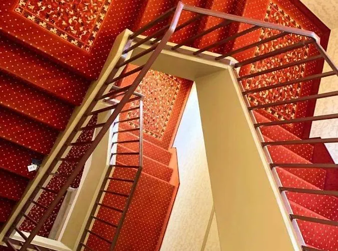 Hotel Les 3 Rois By Yy Villers-Bocage (Calvados)