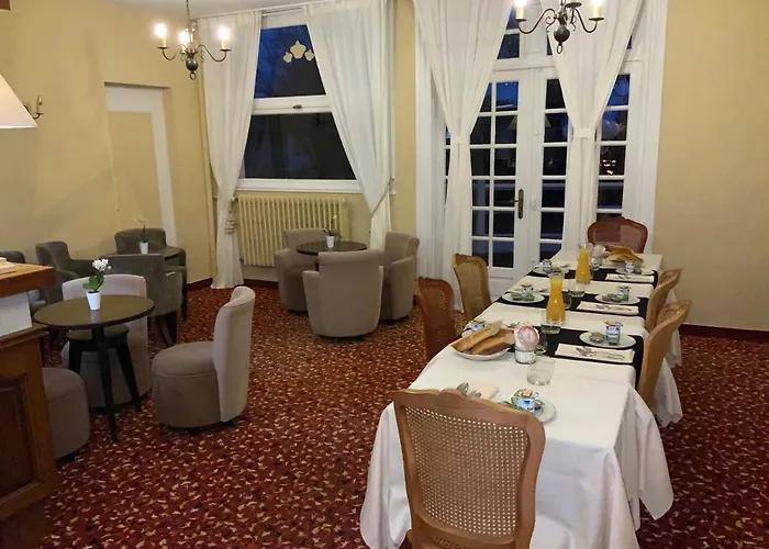 Les 3 Rois By Yy Hotel