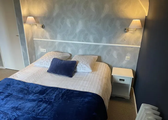 Les 3 Rois By Yy 2* Villers-Bocage (Calvados)