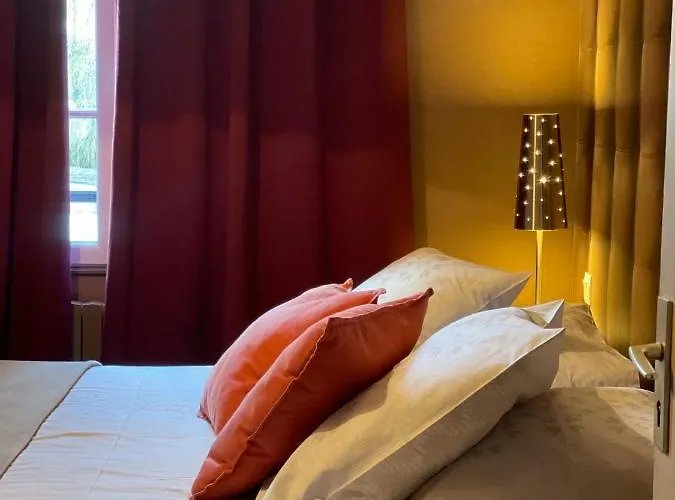 Les 3 Rois By Yy Hotel Villers-Bocage (Calvados)