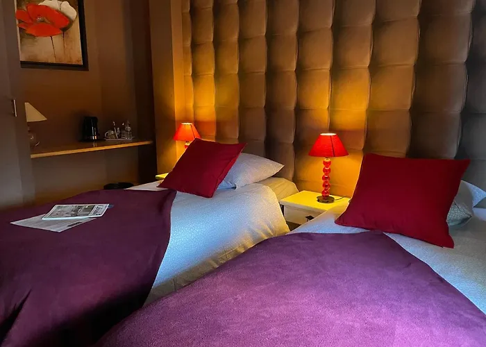 Les 3 Rois By Yy 2* Villers-Bocage (Calvados)