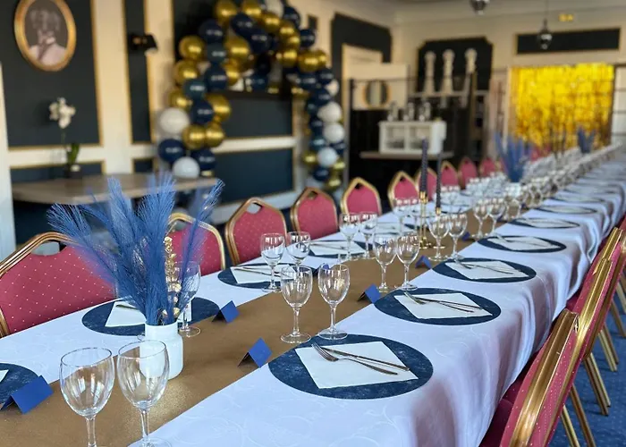 Hotel Les 3 Rois By Yy Villers-Bocage (Calvados)